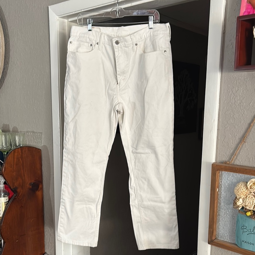 Levi's White Relaxed Jeans Classic Style